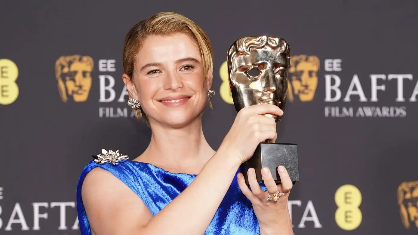 skynews-jessie-buckley-bafta-7172473.jpg