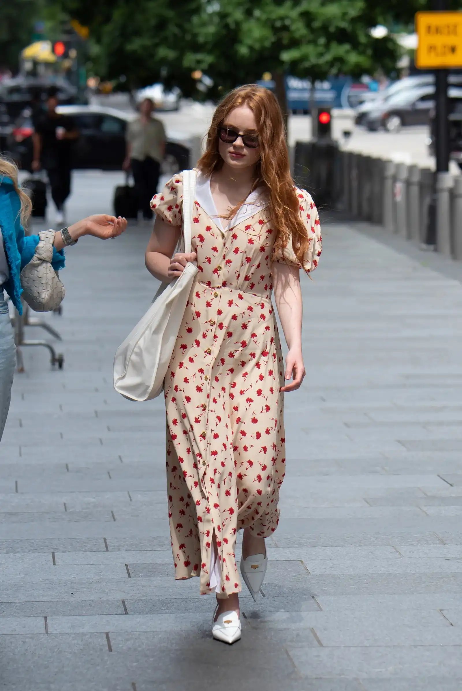 Mỹ nữ khiến MXH rung động suốt hơn 1 tuần qua: Ảnh chụp vội mà xinh đẹp tuyệt trần, style chuẩn quý cô thanh lịch- Ảnh 8.