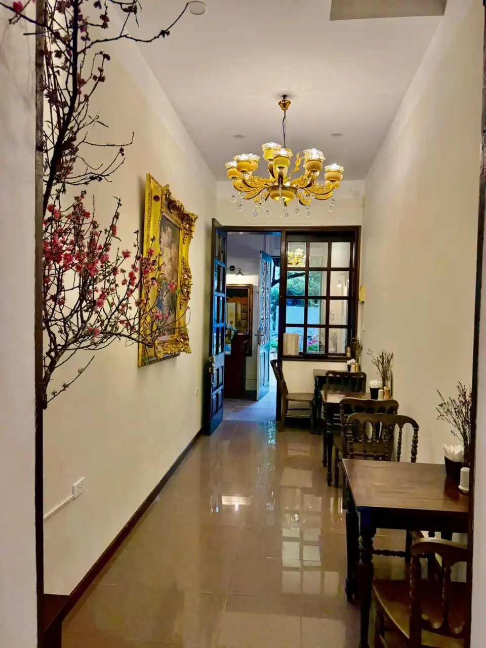 Khi Tết chạm ngõ: Không gian The Hanoian rộn ràng sắc xuân